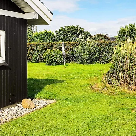 Casa de Férias Spacious Retreat With Fjord View - By Traum Egernsund