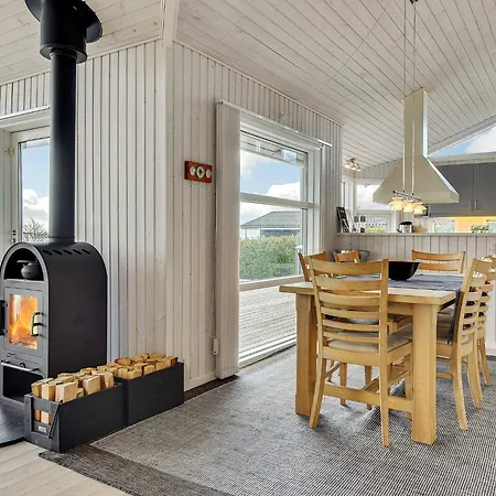 Spacious Retreat With Fjord View - By Traum * Egernsund